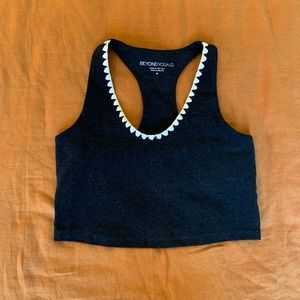 Beyond yoga black space dye racer back bra w stitching
